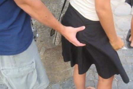 Pas touche, sinon tu ne pourras plus voter !